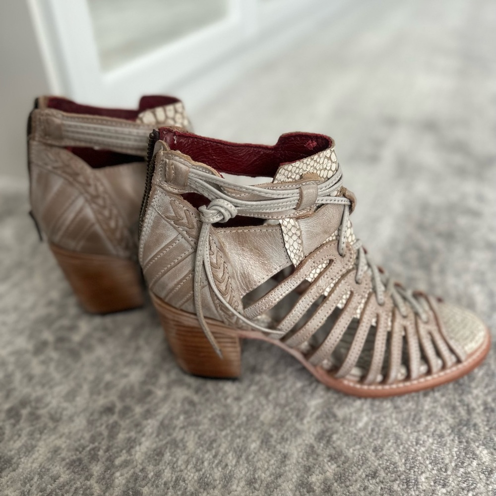 FreeBird Sandals!